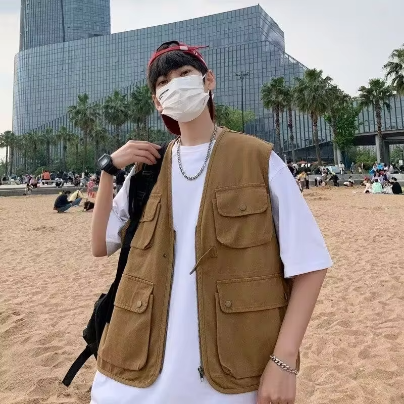 Unisex Men's Summer Slim Fit Sleeveless Waistcoat Retro Workwear Vest with Pockets Layerable Jacket for Casual or Streetwear