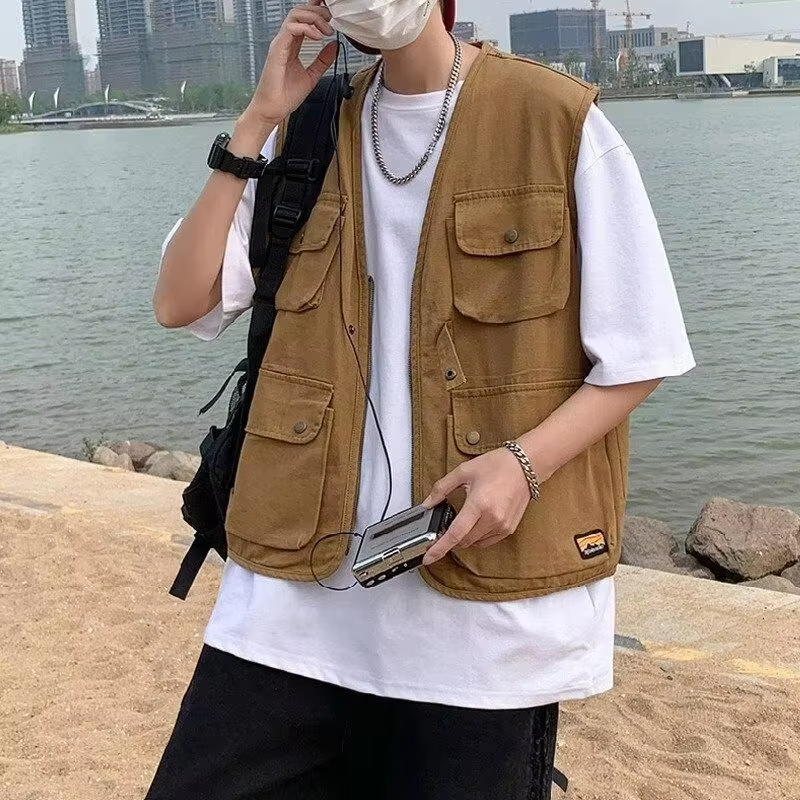Unisex Men's Summer Slim Fit Sleeveless Waistcoat Retro Workwear Vest with Pockets Layerable Jacket for Casual or Streetwear