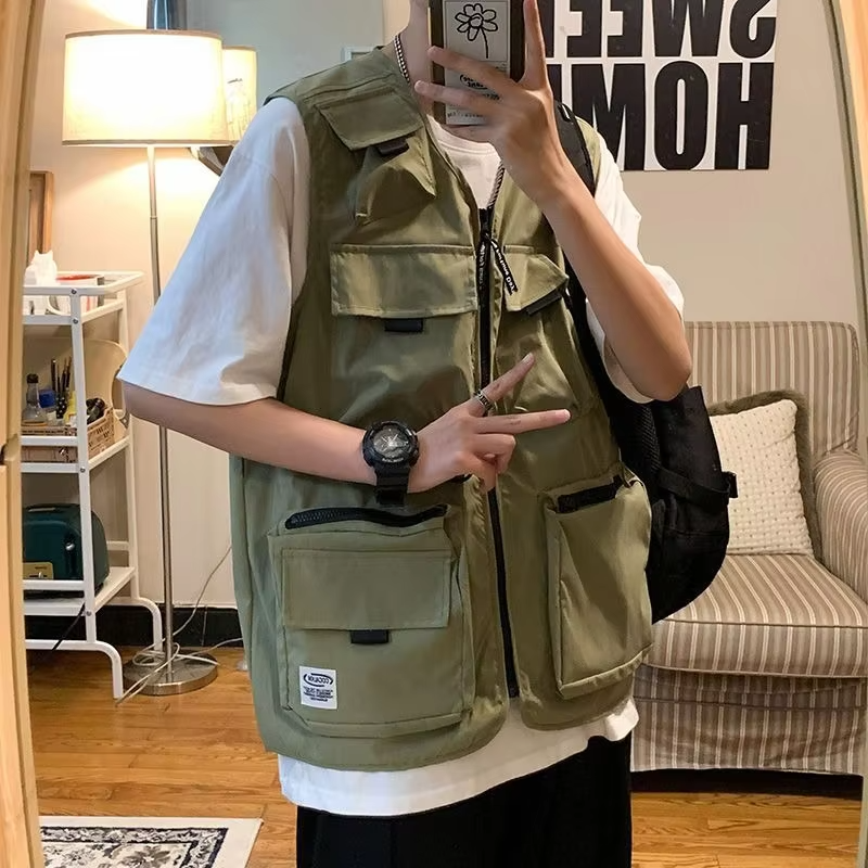 Edgy Streetwear Sleeveless Vest for Men  Summer Lightweight Oversized Jacket with Functional Pockets Retro Workwear Outerwear